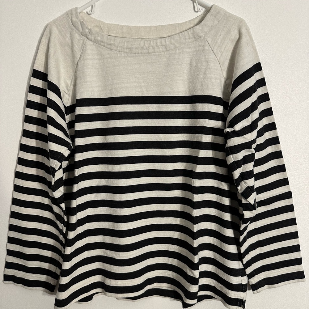 LOFT - boat neck, cream and black striped long sleeve shirt - sz XL